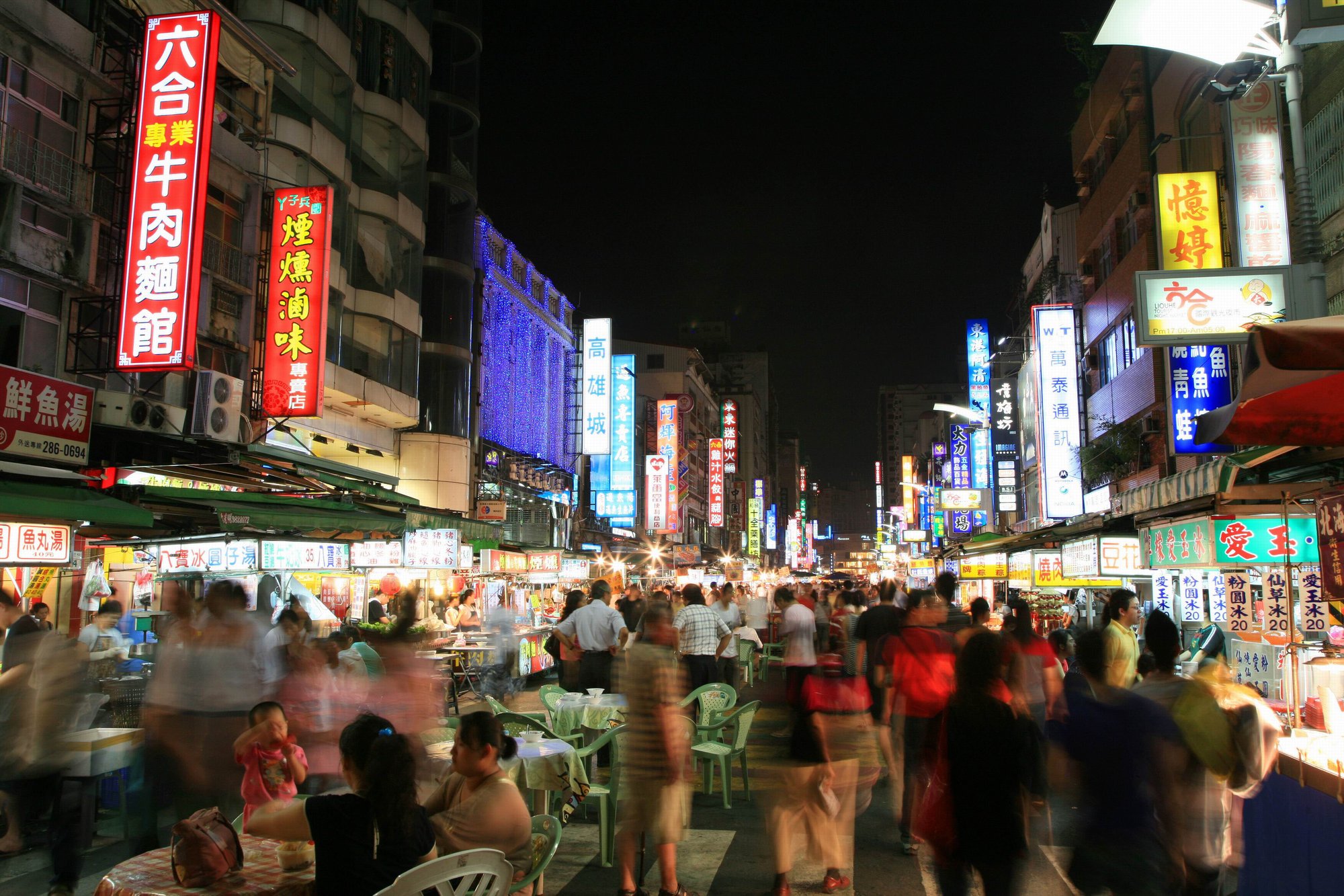 【南部】六合觀光夜市画像提供台湾観光庁