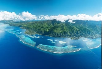 タヒチ島空撮© Grégoire Le Bacon-1