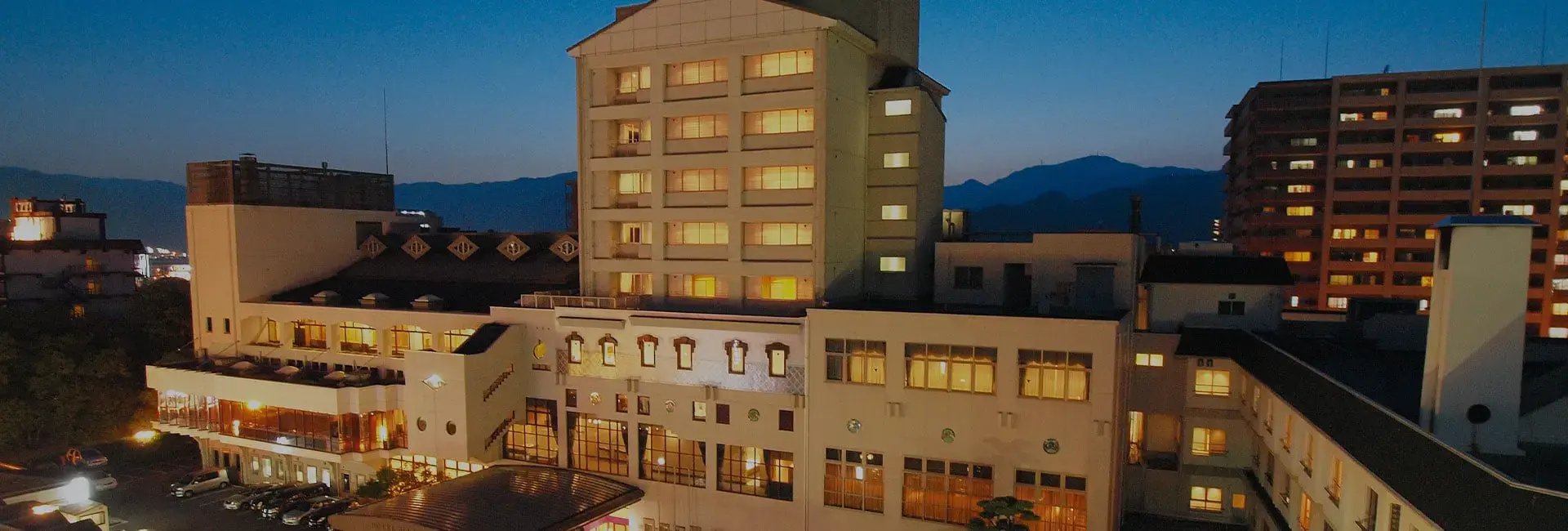 ユウベルホテル