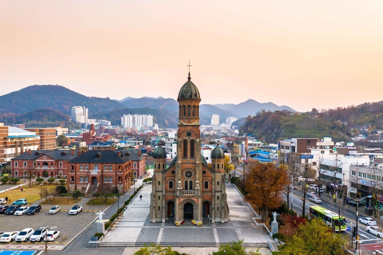 全州殿洞聖堂Jeondong Catholic Cathedral©Korea Tourism Organization Photo korea- Kim Jiho