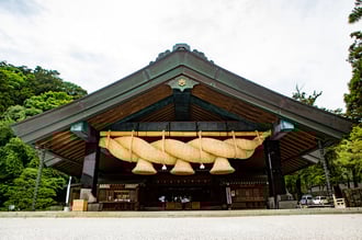 出雲大社/神楽殿/ぱくたそ-1