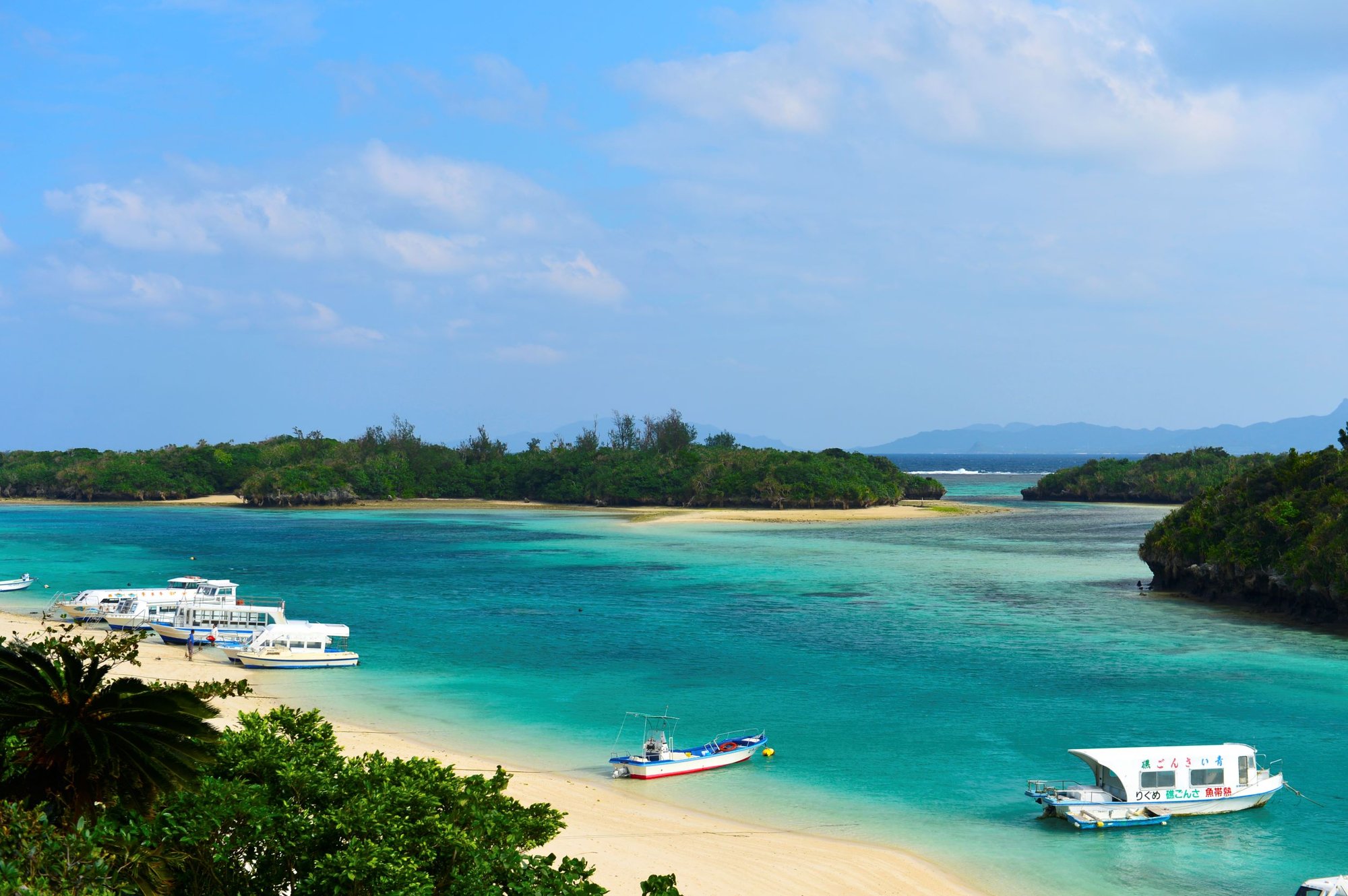 石垣島_川平湾_S_©OCVB 石垣島_川平湾_S_©OCVB