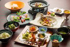 静楓亭里山会席