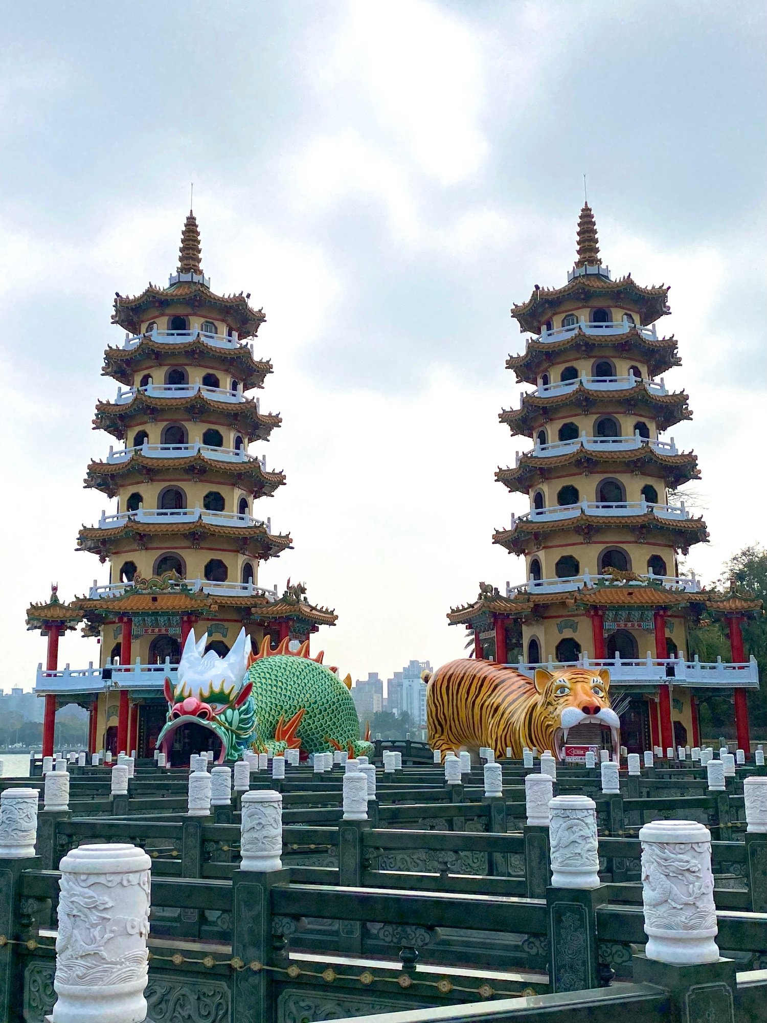 龍虎塔A