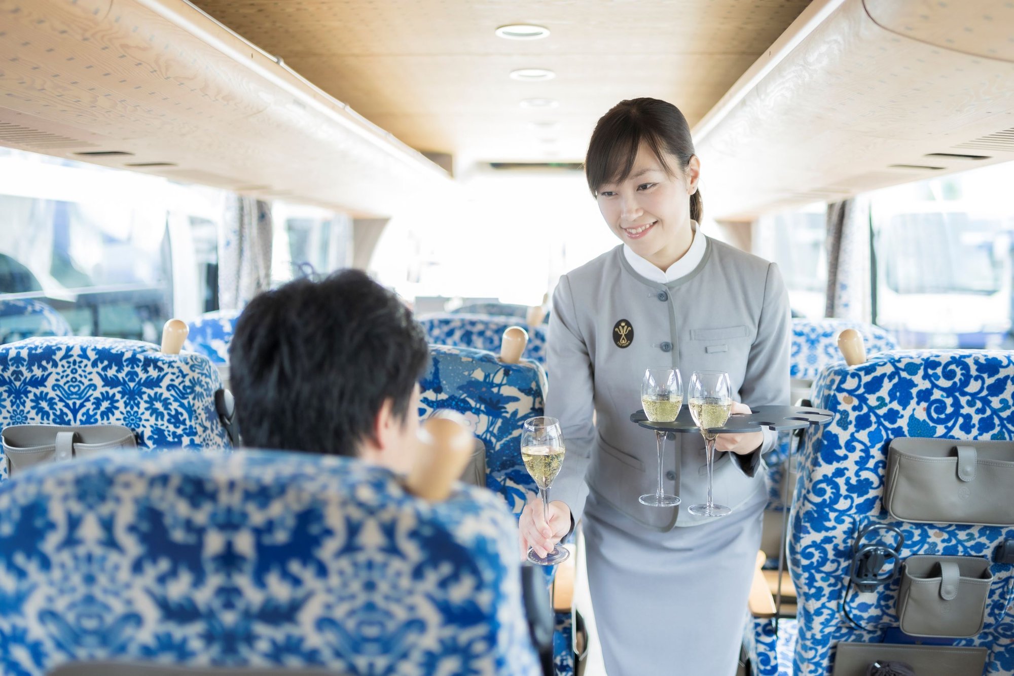 YUI PRIMA OLIVIA神姫バス3