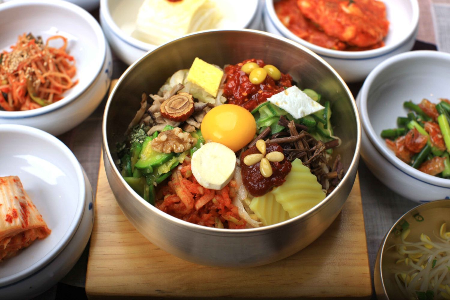 全州ビビンパJeonju Bibimbap©Korea Tourism Organization Photo Kim Jiho