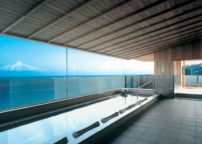 花れぶん大浴場-Apr-13-2022-08-31-15-59-AM