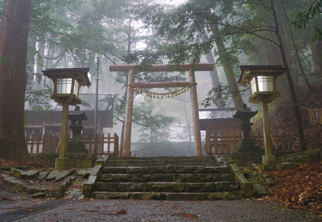 天岩戸神社