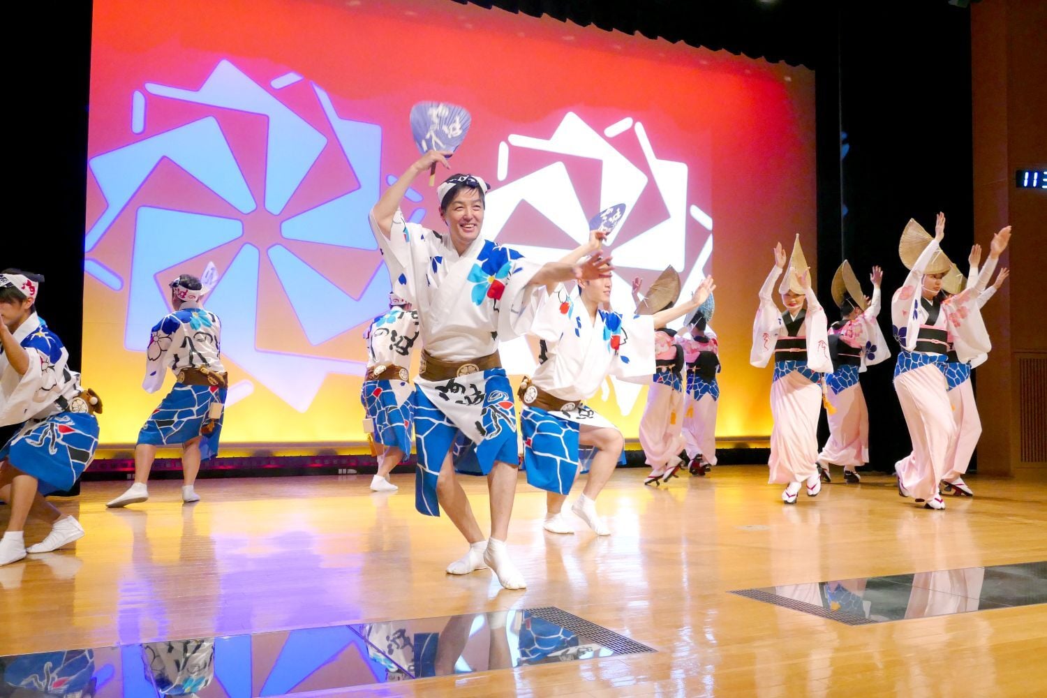 徳島阿波踊り会館©