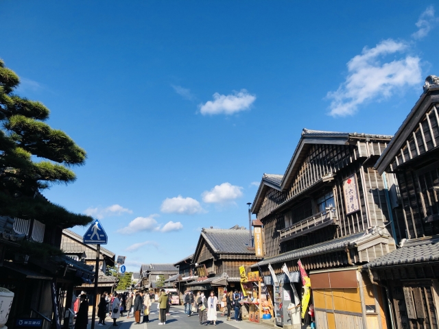 【中古】 クルマで行く伊勢志摩 伊勢・志摩・桑名・御在所・松阪・伊賀上野・紀伊長島/ＪＡＦメディアワークス クルマで行く伊勢志摩 伊勢・志摩・桑名・御在所・松阪・伊賀