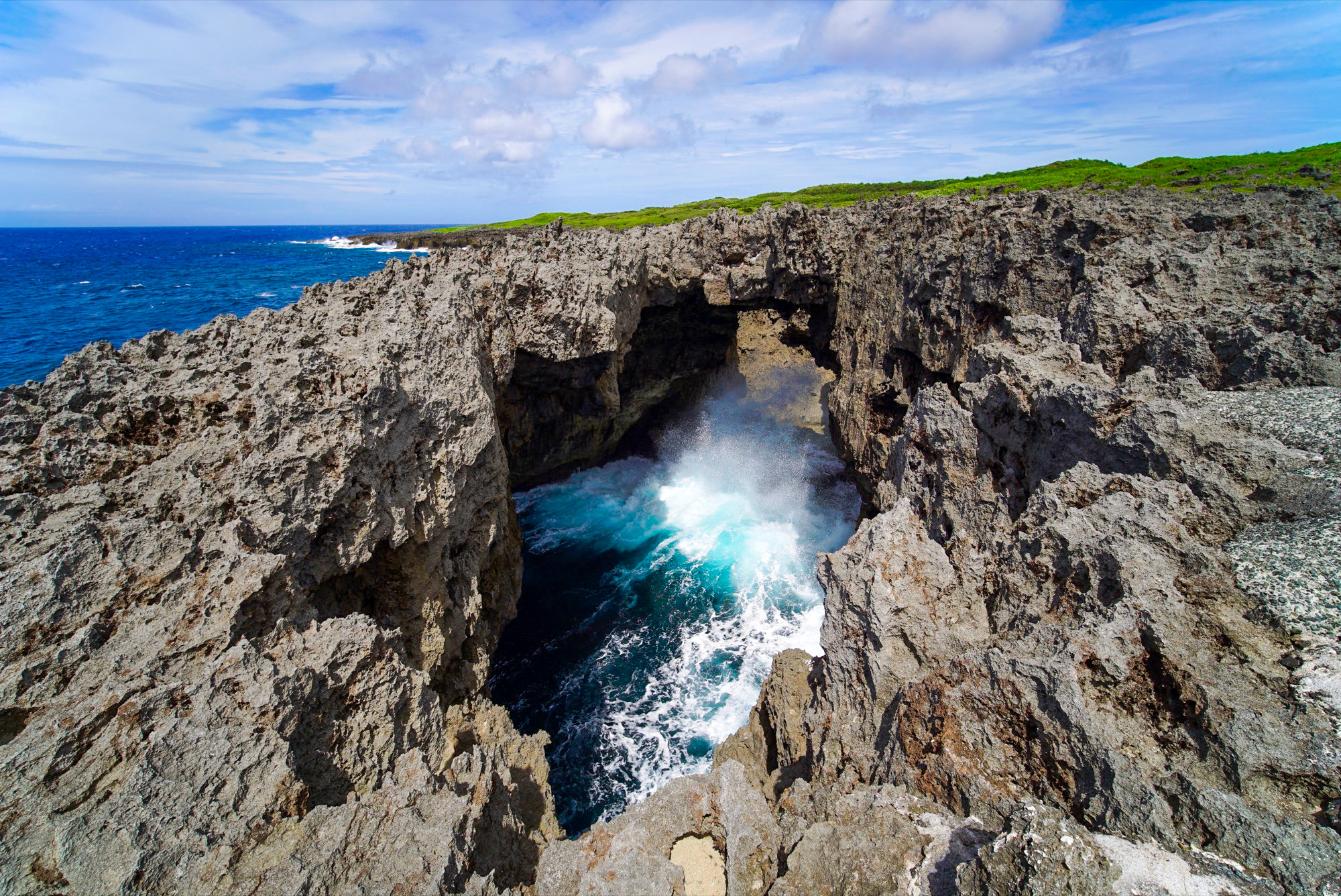 長野県内発】大自然と絶景の「徳之島」 ・ 「沖永良部島」 ・ 「与論島